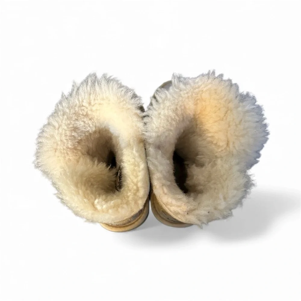 UGG Bayley Shearling-Lined gold toddler Boots sz 8